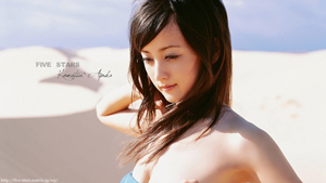 小松彩夏 壁紙 画像